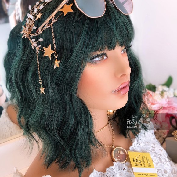 12" Pastel Dark Green Wavy Wig with Bangs |Polaris - Picture 7 of 9